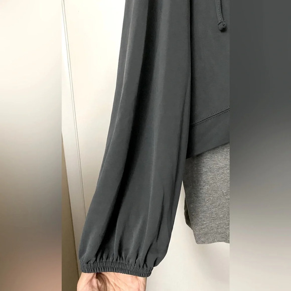 NWT Motherhood Maternity Gray Hoodie with Attached Hoodie Size Medium - Picture 4 of 8